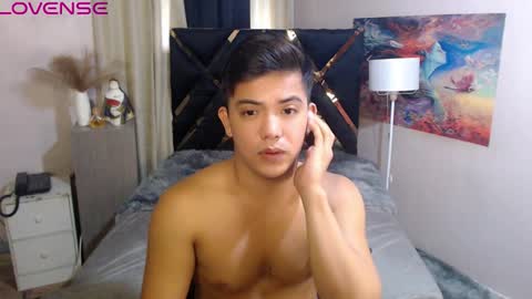 Snapshot of yourasian_bradley chatting on 10-09-25, 05:05 yourasian_bradley online show from 10-09-25, 05:05