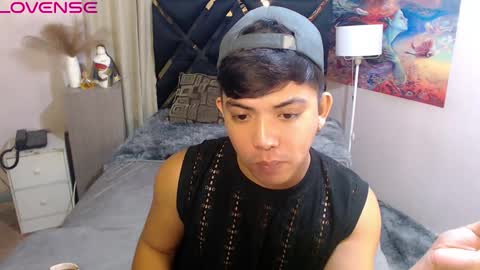 Snapshot of yourasian_bradley chatting on 10-10-25, 09:47 yourasian_bradley online show from 10-10-25, 09:47