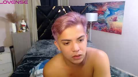 Snapshot of yourasian_bradley chatting on 10-25-25, 01:51 yourasian_bradley online show from 10-25-25, 01:51