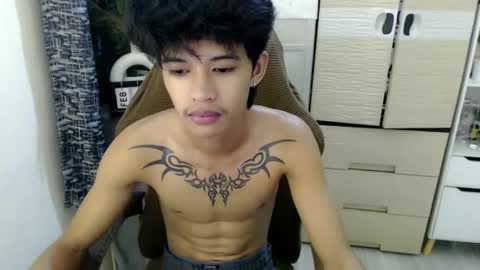 Snapshot of yourasian_eric chatting on 02-23-26, 07:00 yourasian_eric online show from 02-23-26, 07:00