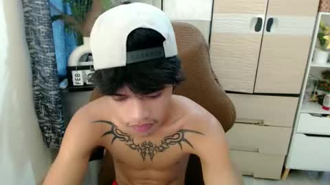 Snapshot of yourasian_eric chatting on 02-26-26, 07:40 yourasian_eric online show from 02-26-26, 07:40