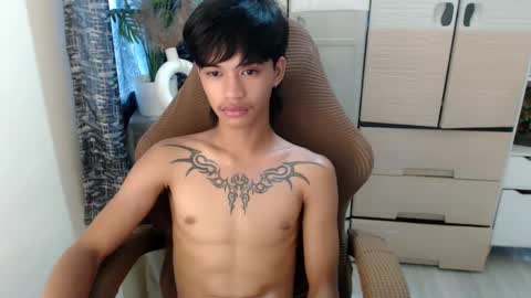 yourasian_eric online show from 04-29-26, 03:32