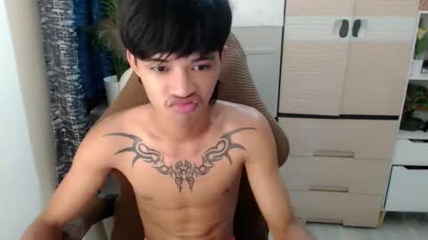 yourasian_eric online show from 04-30-26, 08:53