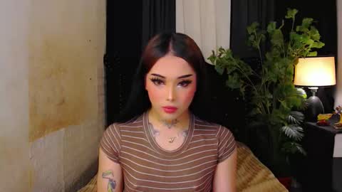 Snapshot of yourasiancockisontop chatting on 11-26-25, 11:22 kim online show from 11-26-25, 11:22