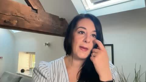 Cassie online show from 05-01-26, 08:30