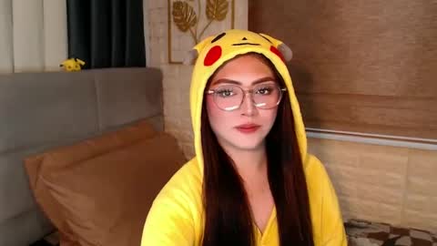 Snapshot of yourdevilsweettsx chatting on 01-06-25, 12:24 JEN online show from 01-06-25, 12:24