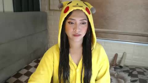 Snapshot of yourdevilsweettsx chatting on 01-16-25, 06:03 JEN online show from 01-16-25, 06:03