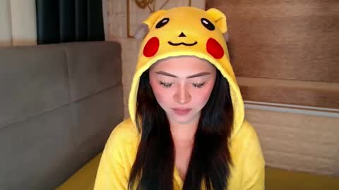 Snapshot of yourdevilsweettsx chatting on 02-27-25, 03:25 JEN online show from 02-27-25, 03:25