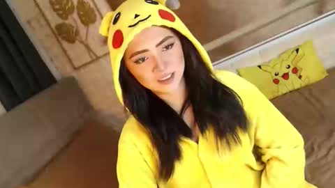 Snapshot of yourdevilsweettsx chatting on 10-04-25, 11:41 JEN online show from 10-04-25, 11:41