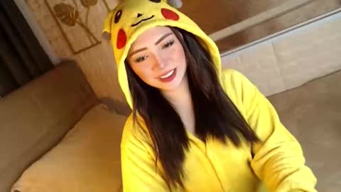 Snapshot of yourdevilsweettsx chatting on 11-20-25, 10:48 JEN online show from 11-20-25, 10:48