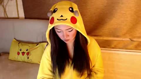 JEN  online show from 04-24-26, 04:09