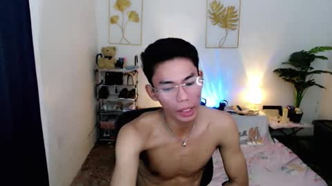 Rence online show from 10-28-25, 05:55