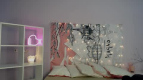 yourdreamcristal online show from 02-19-25, 01:39