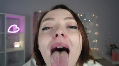 yourdreamcristal online show from 02-24-25, 10:48
