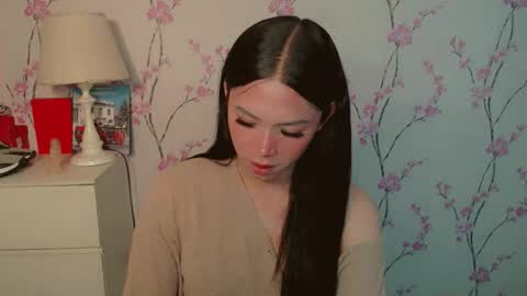 Snapshot of yourdreamgirljane chatting on 10-23-25, 01:49 JANE online show from 10-23-25, 01:49