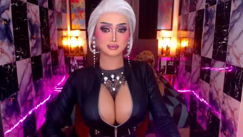 Kath Harper online show from 11-11-25, 10:32