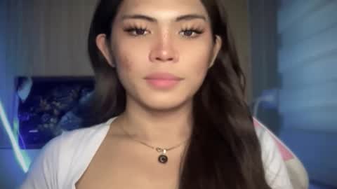 Snapshot of yourehot_pretty chatting on 04-27-26, 09:24 Do read my bio online show from 04-27-26, 09:24