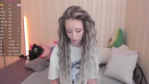 Mary online show from 02-18-25, 08:16