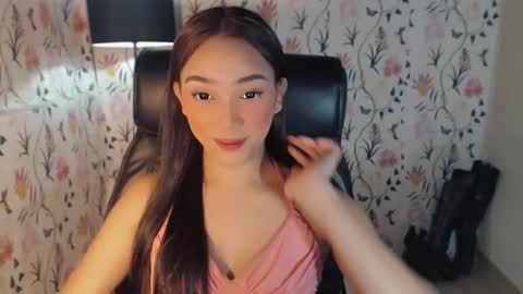 Snapshot of yourfavoratemaureen chatting on 02-13-25, 07:31 maureen love you online show from 02-13-25, 07:31