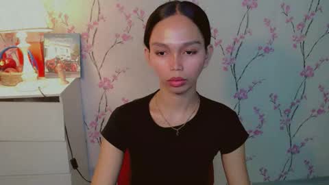 Snapshot of yourfavoratericcie chatting on 11-07-25, 03:06 RICCIE MAE online show from 11-07-25, 03:06