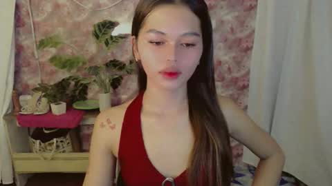 Snapshot of yourfavoratesunshine chatting on 05-24-26, 04:17 Sunshine online show from 05-24-26, 04:17
