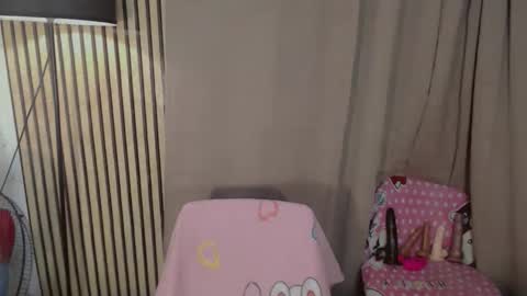 Vivian online show from 02-14-26, 09:33