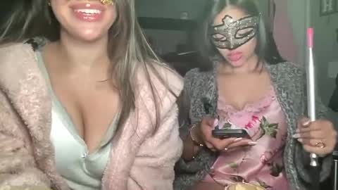 yourfavoritex3 online show from 10-05-25, 01:59