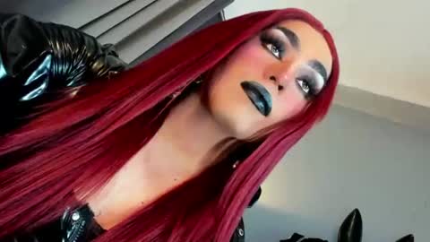 Snapshot of yourfiercemistress chatting on 06-18-26, 12:44 not into STINGY and CHEAP people online show from 06-18-26, 12:44