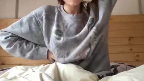 yourgirlaurora online show from 04-04-26, 02:47