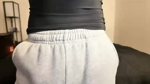 Snapshot of yourguuy21 chatting on 01-16-26, 12:36 yourguuy21 online show from 01-16-26, 12:36