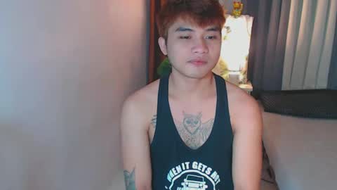 Snapshot of yourhandsome_hunk chatting on 12-17-24, 06:09 Paul online show from 12-17-24, 06:09