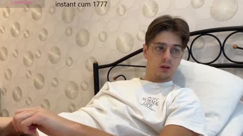 Chris online show from 12-25-24, 06:31