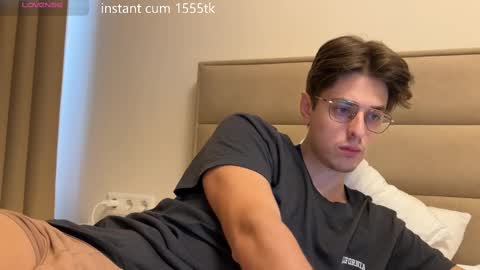 Chris online show from 03-05-25, 06:33