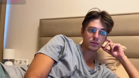 Chris online show from 10-20-25, 06:36