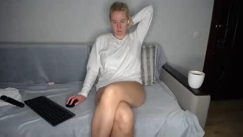 Snapshot of yourhotdream1 chatting on 01-29-25, 04:41 Iamyourdream online show from 01-29-25, 04:41