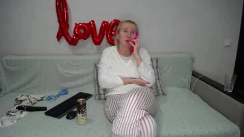 Snapshot of yourhotdream1 chatting on 03-01-25, 10:31 Iamyourdream online show from 03-01-25, 10:31