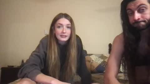 Snapshot of yourhotmother chatting on 12-19-25, 01:56 yourhotmother online show from 12-19-25, 01:56