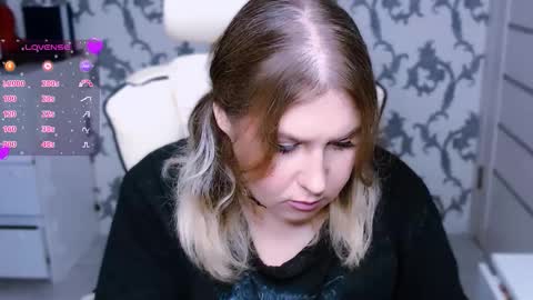 Snapshot of yourkarma_2_0 chatting on 09-22-25, 11:12 Karma online show from 09-22-25, 11:12