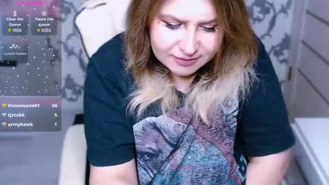 Snapshot of yourkarma_2_0 chatting on 11-17-25, 04:13 Karma online show from 11-17-25, 04:13