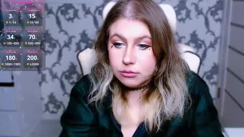 Snapshot of yourkarma_2_0 chatting on 11-18-25, 12:31 Karma online show from 11-18-25, 12:31