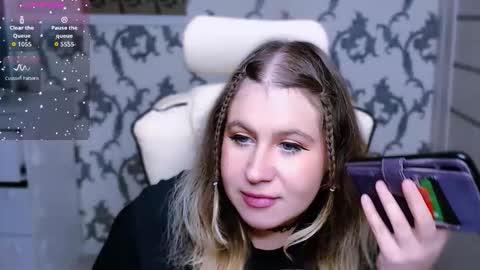 Snapshot of yourkarma_2_0 chatting on 11-20-25, 04:29 Karma online show from 11-20-25, 04:29