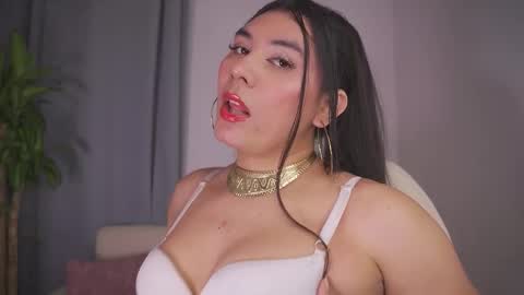 EMELY online show from 02-13-26, 09:00