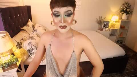 --               online show from 10-19-25, 02:50