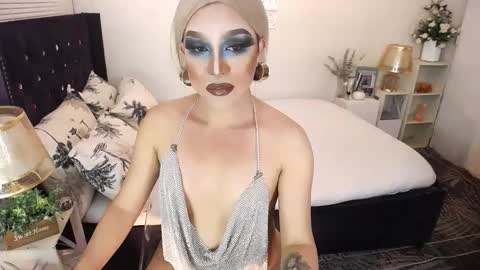 --               online show from 11-09-25, 07:17