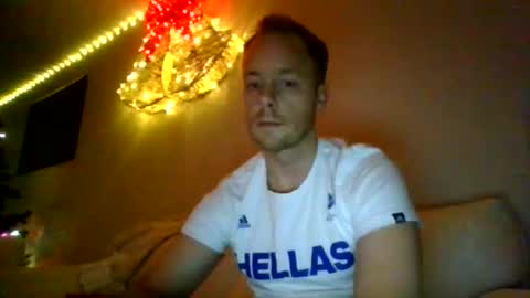 Snapshot of yourlove8523 chatting on 12-05-25, 06:33 yourlove8523 online show from 12-05-25, 06:33