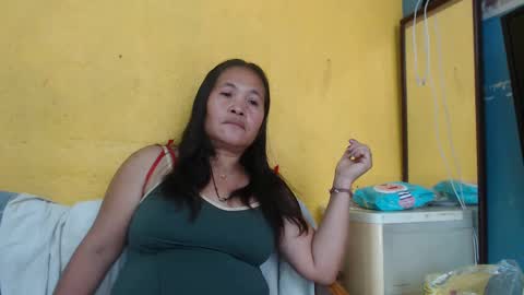 Regine online show from 01-14-25, 04:47