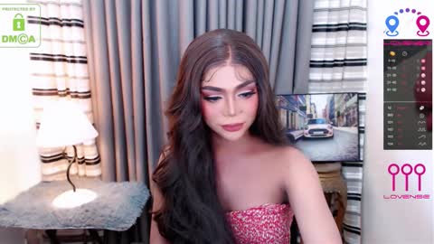 CHARLOTTE online show from 10-01-25, 04:24