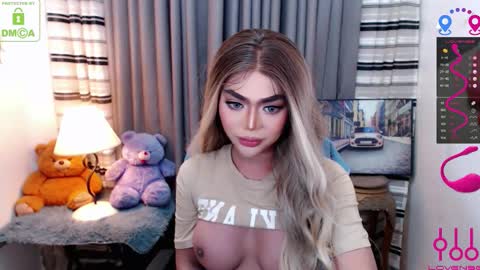 CHARLOTTE online show from 12-02-25, 08:26