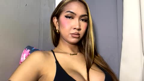 yourlovebella88 online show from 02-23-26, 05:21