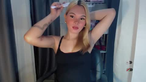 KYLIE MORE online show from 04-24-26, 04:15